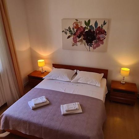 Apartment Sime Trogir Eksteriør billede